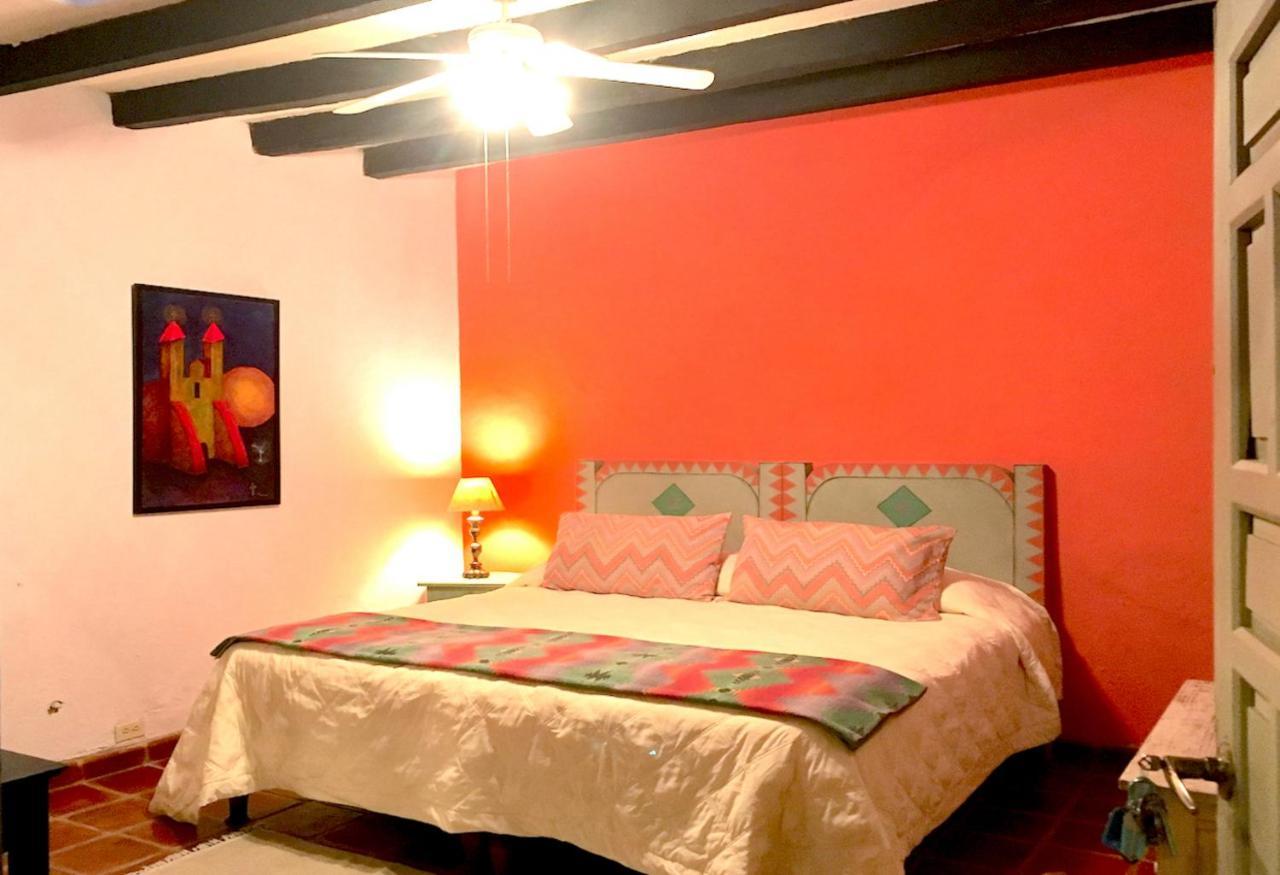 Casa De La Noche Acomodação com café da manhã San Miguel de Allende Exterior foto